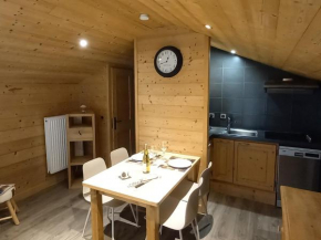 Appartement cosy avec balcon sud, proche pistes ski, animaux admis, parking privé, draps inclus - FR-1-467-113